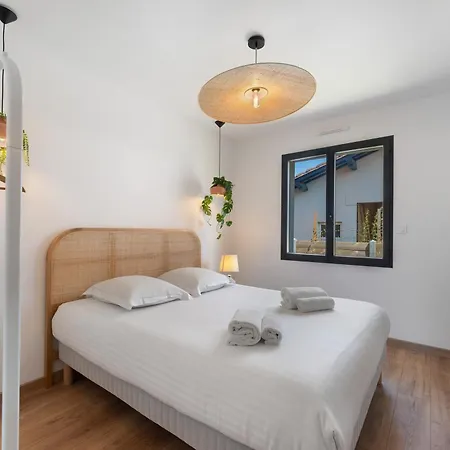 Les Laross Bed and breakfast